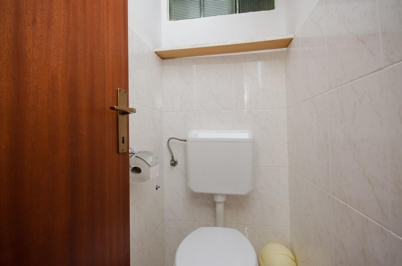 Apartments Milan Porec Exterior photo